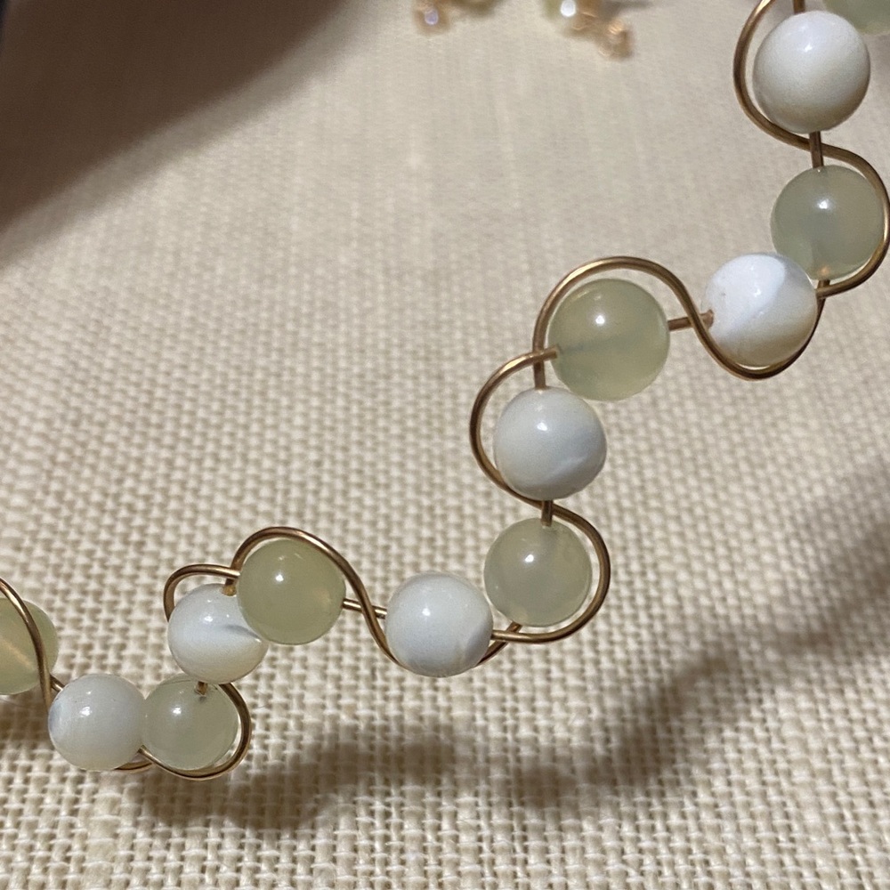 Vintage new jade & cream gemstone Beaded gold filled Necklace and Earring Set - Picture 9 of 16